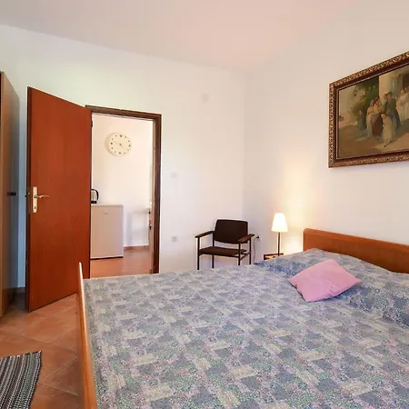 Svoboda 2 By Interhome シロ