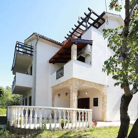 Svoboda 2 By Interhome Apartment Šilo